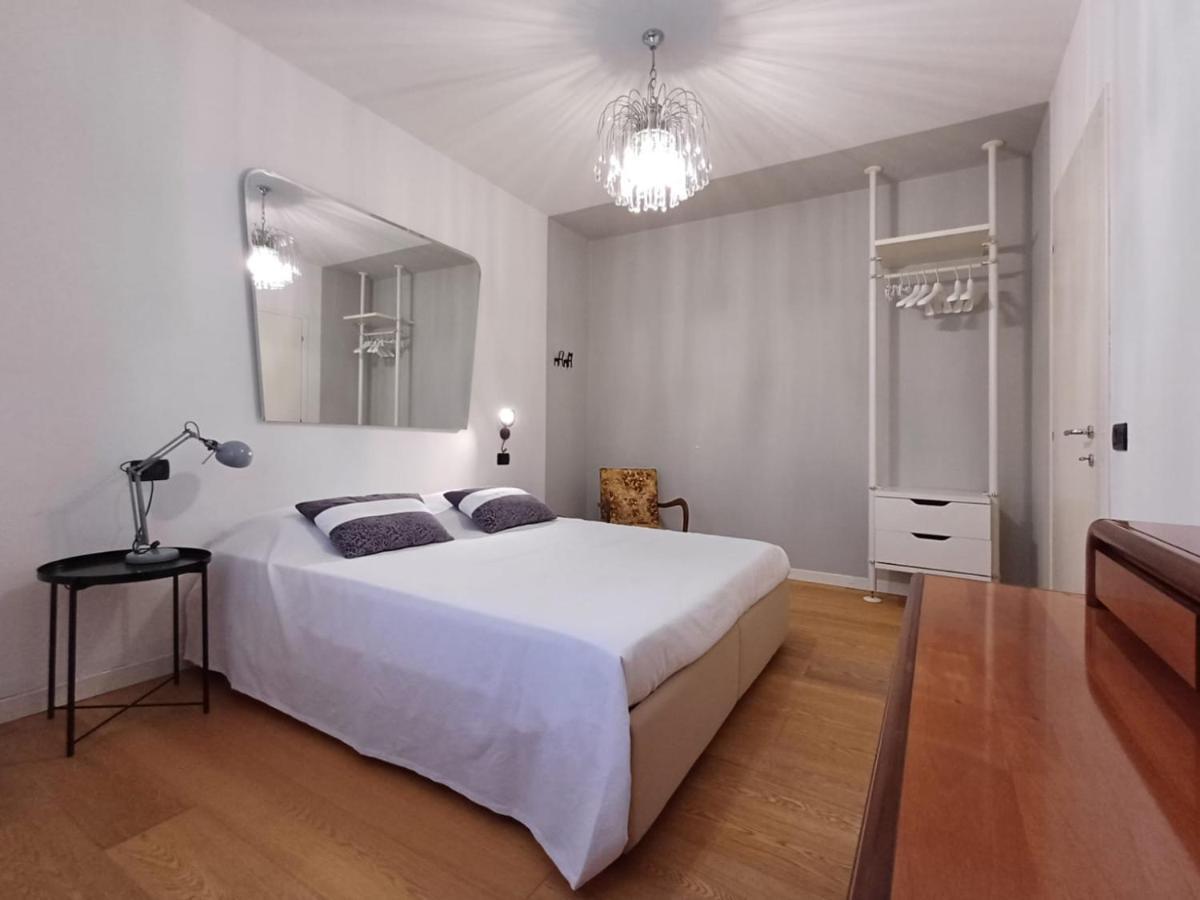 Aldueci Apartment Ravenna Bagian luar foto