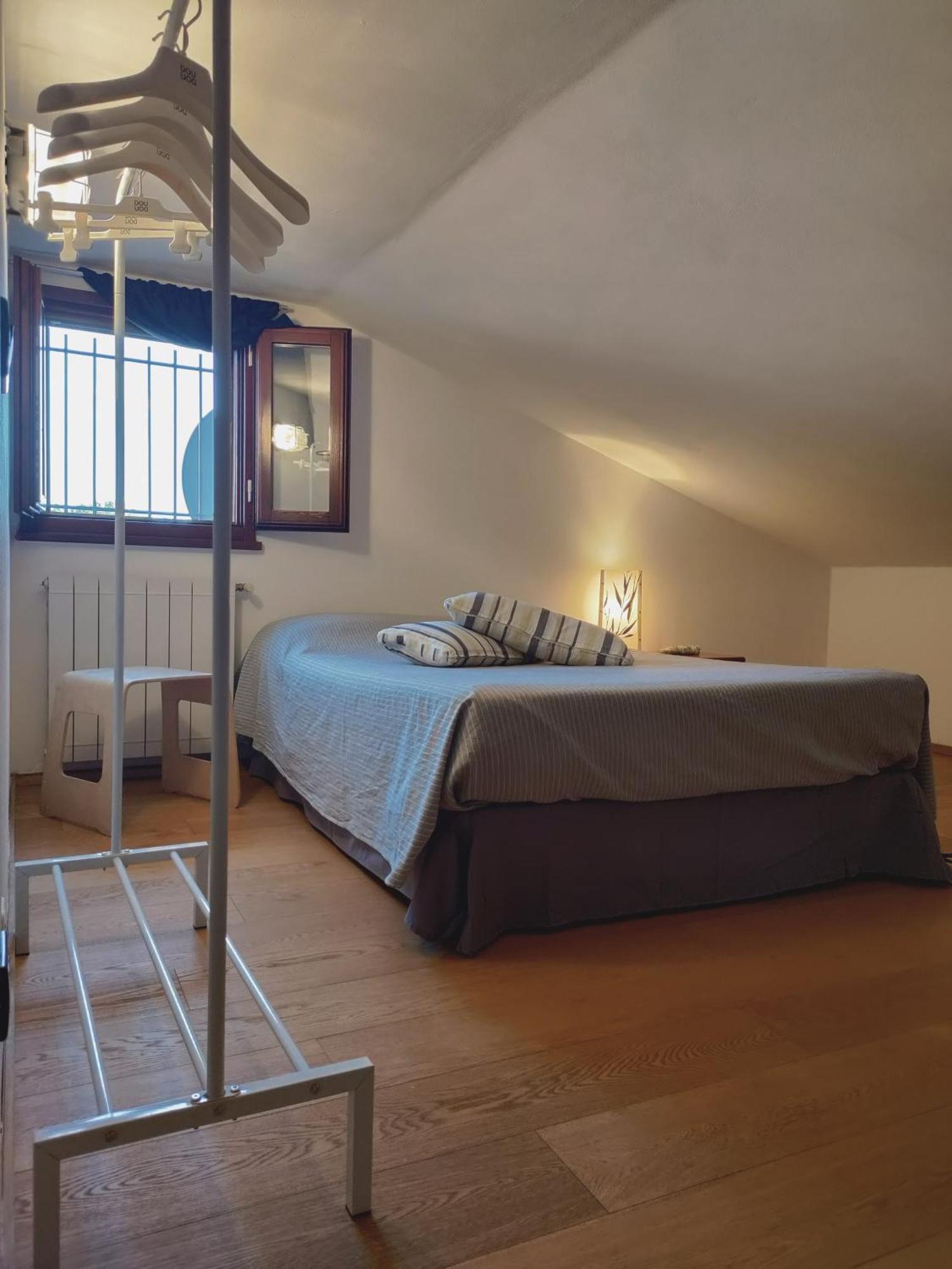 Aldueci Apartment Ravenna Bagian luar foto